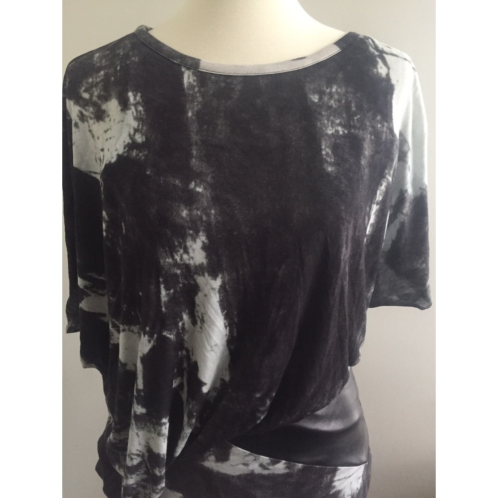 🌷 S O L D 🌷Young Fabulous & Broke Annika Dress - Picture 4 of 8